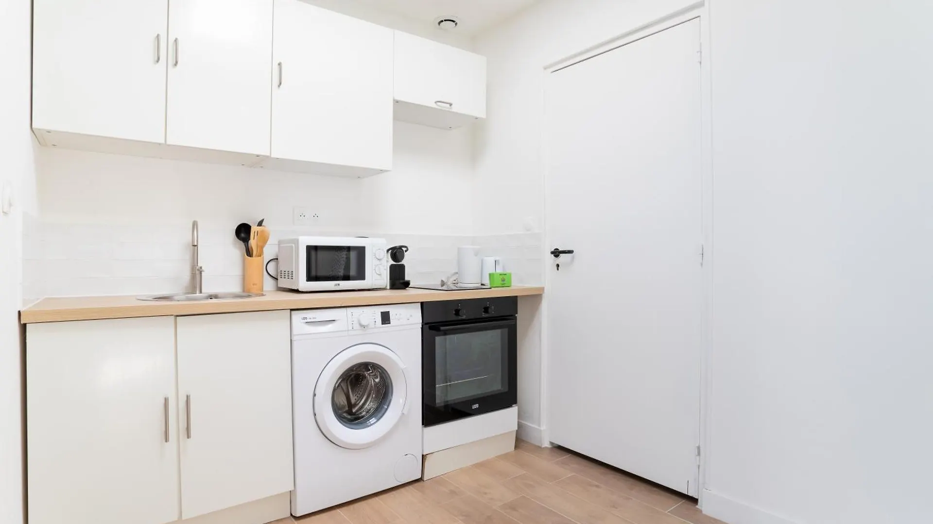 Bel Appartement Avec Exterieur Proche Du Metro - Lille Apartment